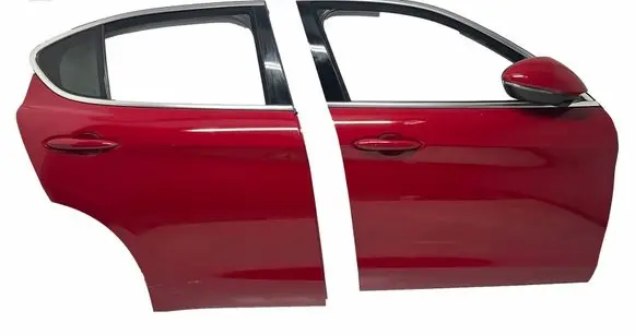 Alfa Romeo Stelvio Front door 