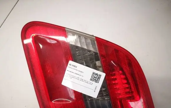 Mercedes-Benz B W245 Tailgate rear/tail lights A1698201664