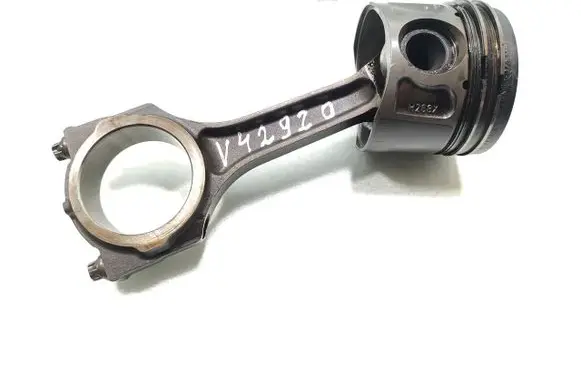 Ford Mondeo Mk III Piston with connecting rod QJBB
