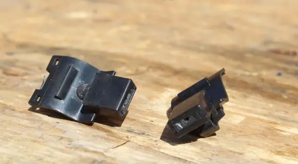 Lexus UX Windshield washer spray nozzle 