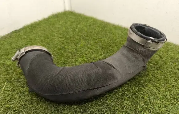 Audi A4 S4 B8 8K Intercooler hose/pipe 8K0145709E