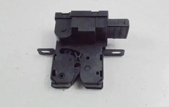 Peugeot 308 Tailgate/trunk/boot lock/catch/latch 9664379380