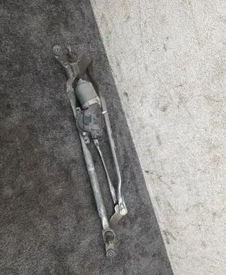 Land Rover Range Rover Sport L494 Front wiper linkage and motor CPLA17500AC