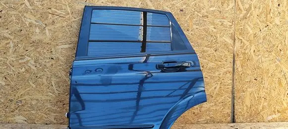 SsangYong Actyon Rear door