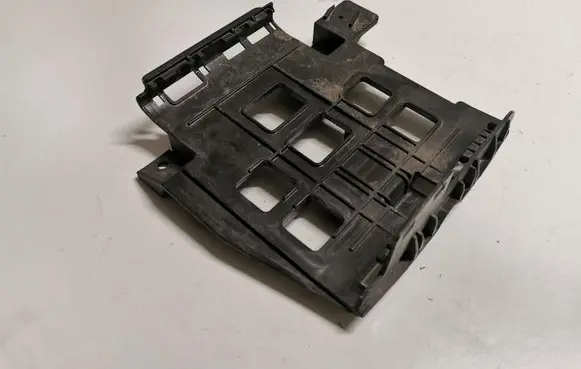 Volkswagen PASSAT CC Other engine bay part 3AA906507A