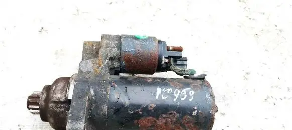 Volkswagen Polo IV 9N3 Starter motor