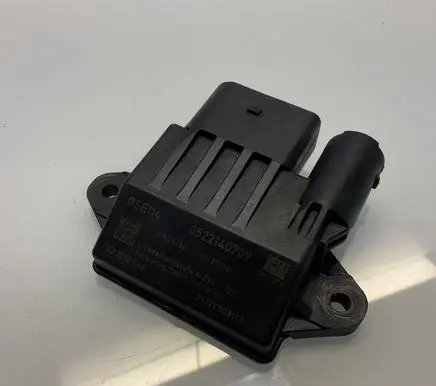 Mercedes-Benz GLK (X204) Glow plug pre-heat relay A6429001402 6429001402