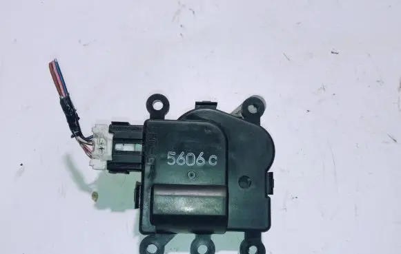 Mazda 6 A/C air flow flap actuator/motor 5606C