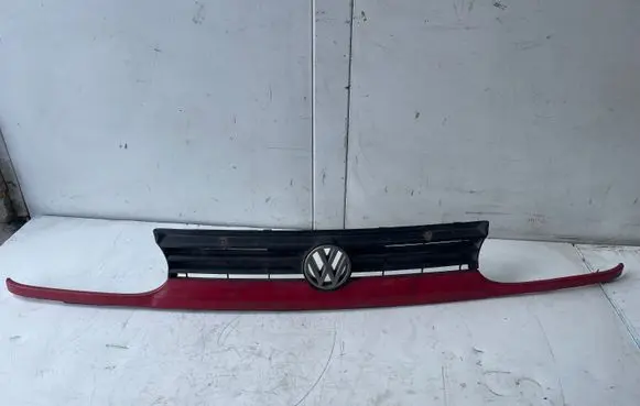Volkswagen Golf III Front grill 1H6853653