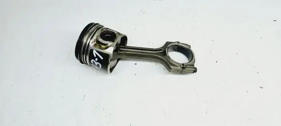 Honda CR-V Piston with connecting rod 07021018