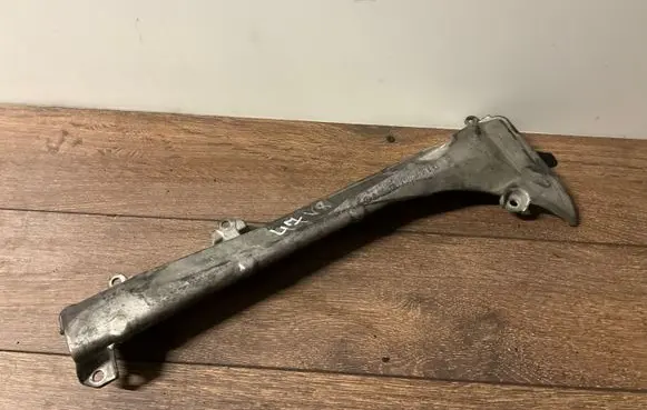 Mercedes-Benz E W211 other engine part A6280162024