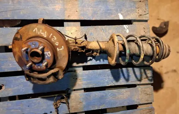 Hyundai i20 (PB PBT) Front wheel hub spindle knuckle