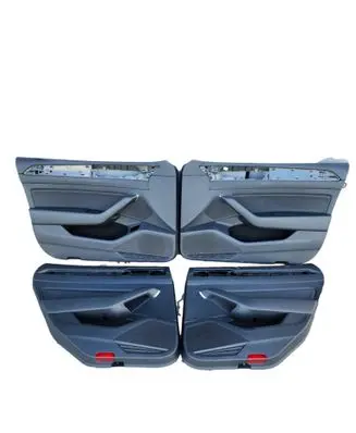 Volkswagen Arteon Shooting Brake Front door card panel trim