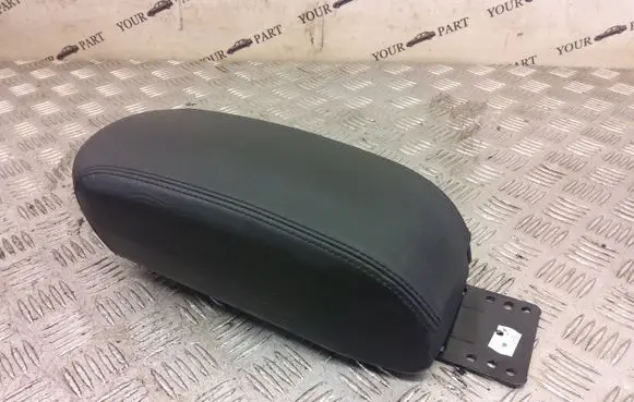 Fiat 500X Armrest 51957102