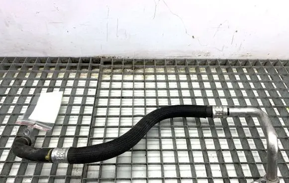 Tesla Model Y Air conditioning (A/C) pipe/hose 