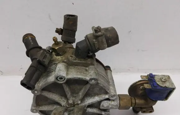 Saab Sonett LP gas reducer 67R014619