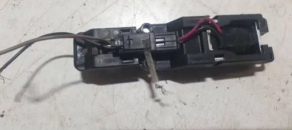 Jaguar XF X250 Glove box lock 8X2306002AD 06021A0318 DZRSA