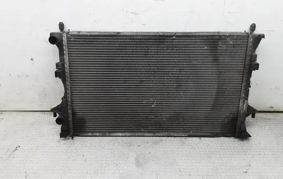 Renault Espace - Grand espace IV Coolant radiator 8200008765B