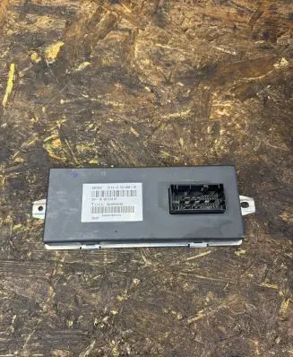 BMW X5 E70 Air suspension control unit module (rear) 6783986 00401804B2 00122819