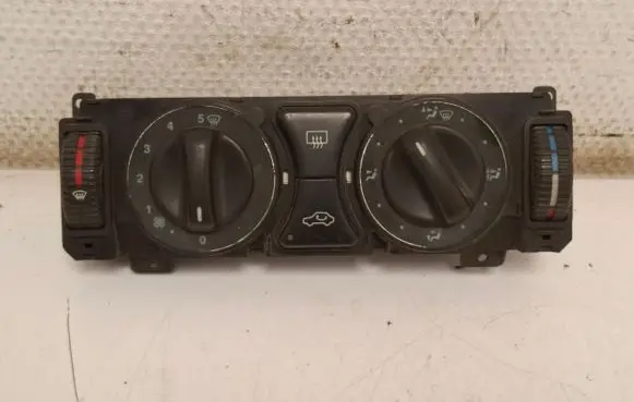 Mercedes-Benz E W210 Climate control unit 2108300185 A2108300185