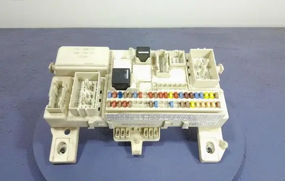 Fuse box set
