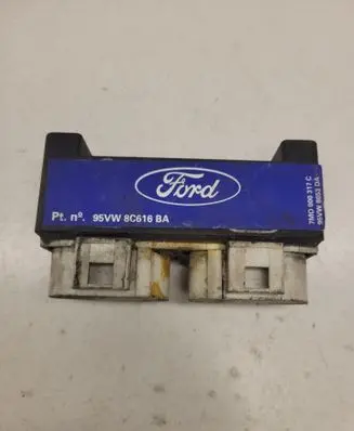 Coolant fan relay