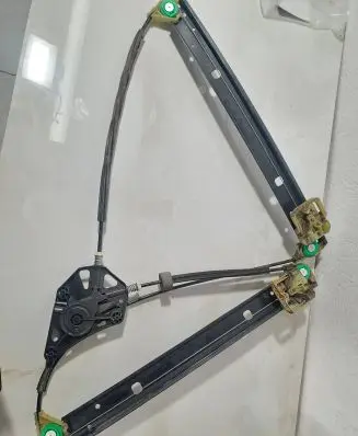 Audi Q3 8U Front door electric window regulator 1021928894106 8V0837461