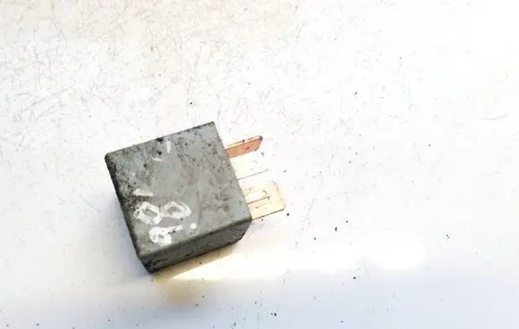 Volkswagen PASSAT B4 Other relay 357911253 wl050237003