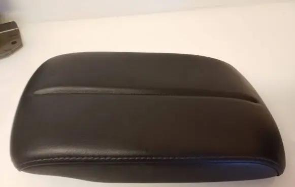 Mazda CX-7 Armrest
