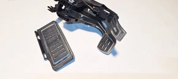 Volkswagen Golf VII Brake pedal 5Q1723058BQ 030220 VWAG000