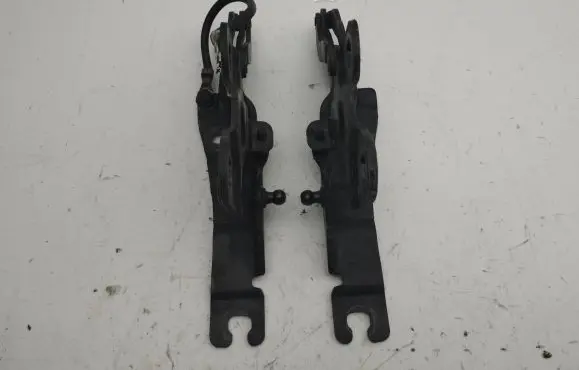 Mini Cooper Countryman R60 Engine bonnet/hood hinges