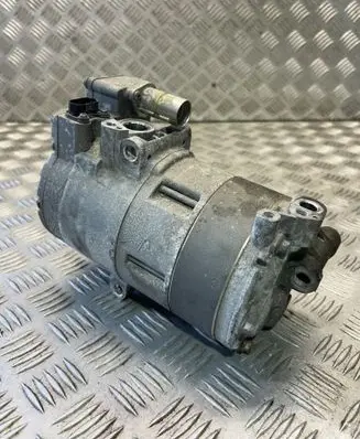 BMW 2 F45 Air conditioning (A/C) compressor (pump) 9496109