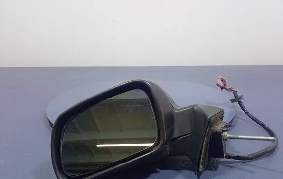 Peugeot 407 Front door electric wing mirror 