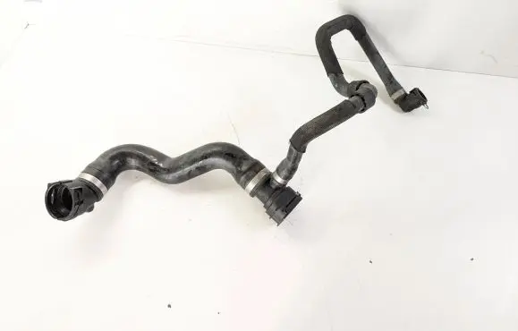 BMW 5 F10 F11 Engine coolant pipe/hose 7640916