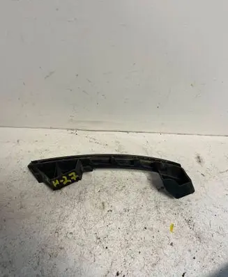 Volkswagen Touran I Front bumper mounting bracket 1T0807889B 013837