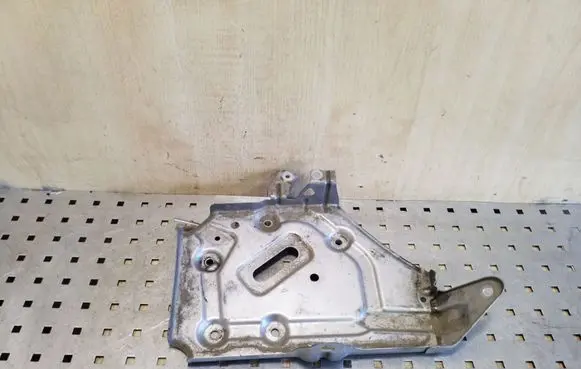 Honda CR-V Battery tray 