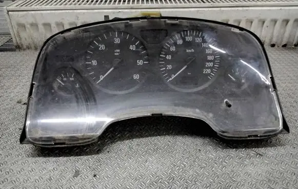 Opel Zafira A Speedometer (instrument cluster) 24461749JB