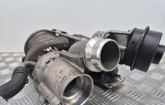 BMW 3 F30 F35 F31 Turbo 7588938 7609210