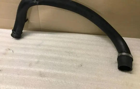 Intercooler hose/pipe