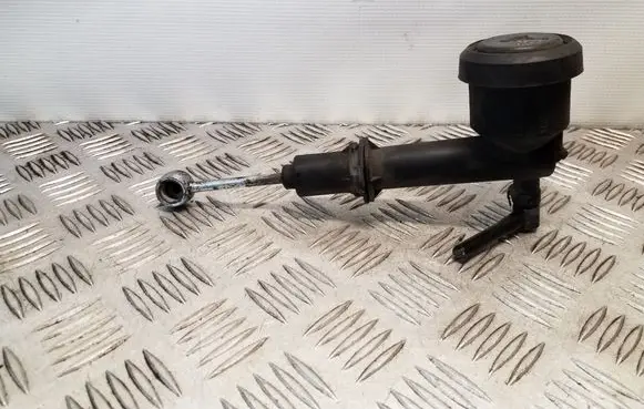 Iveco Daily 35 - 40.10 Clutch master cylinder L051V00G3502