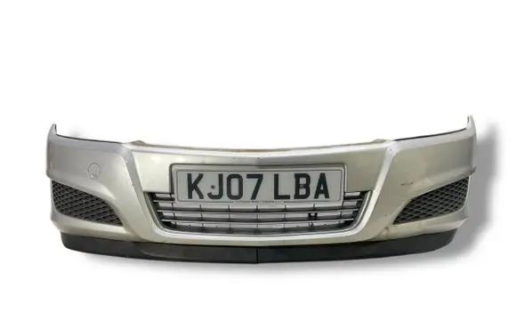 Opel Astra H Front bumper