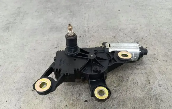 Audi A4 S4 B7 8E 8H Rear window wiper motor 