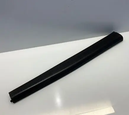 Mercedes-Benz E W211 Front sill trim cover A2116801835 2116801835