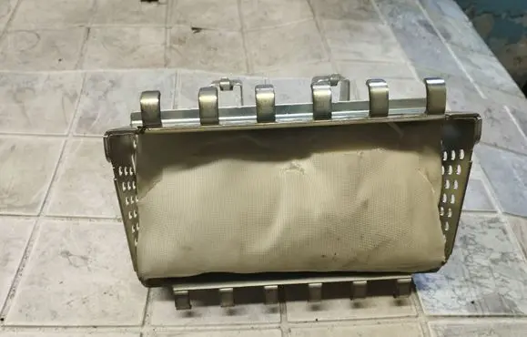 Honda FR-V Passenger airbag E00757805P2Y