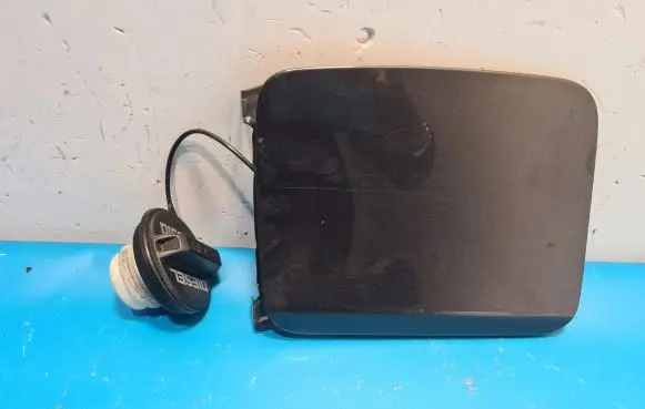 Subaru Impreza III Fuel tank cap