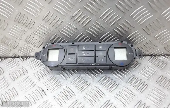 Ford Focus Climate control unit 6N4T18C612AC