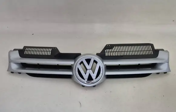 Volkswagen Golf V Front grill 1K0853655A