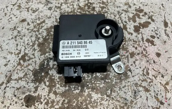 Mercedes-Benz E W211 Battery control module A2115408645 0199000012 16007667