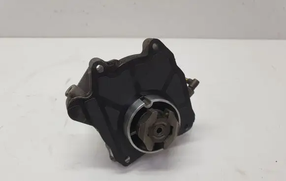 Opel Insignia A Vacuum pump 55205446