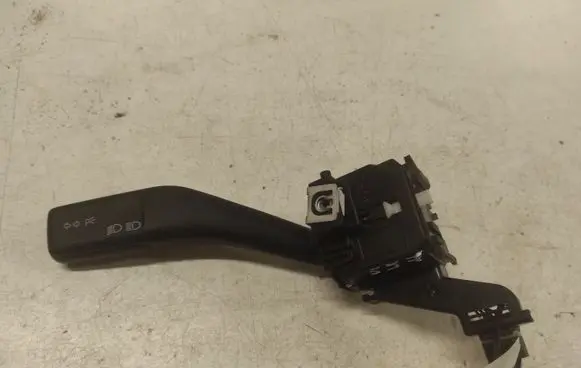 Volkswagen Golf Plus Indicator stalk 1K0953513